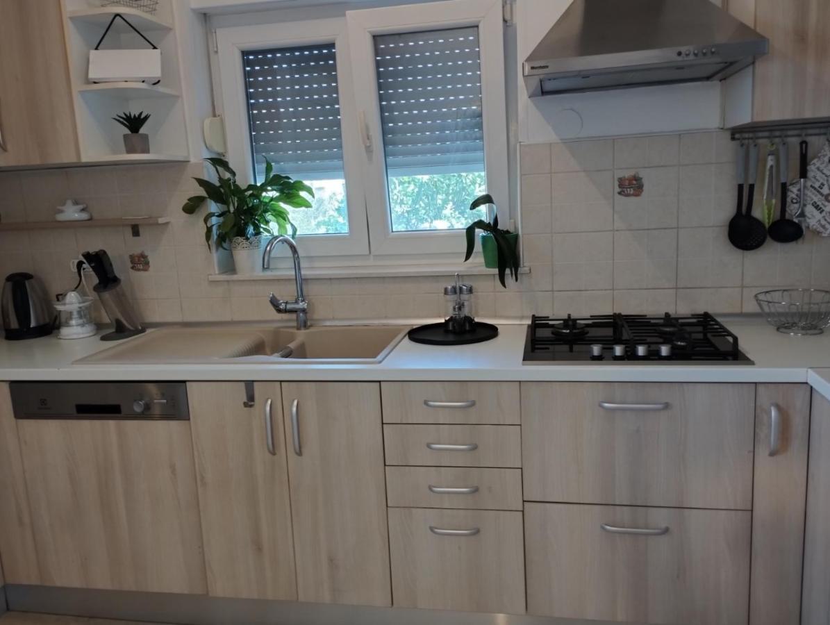 Apartmani Lucica يزيرا المظهر الخارجي الصورة