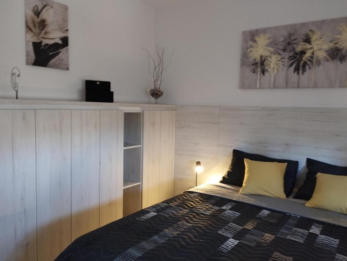 Apartmani Lucica يزيرا المظهر الخارجي الصورة