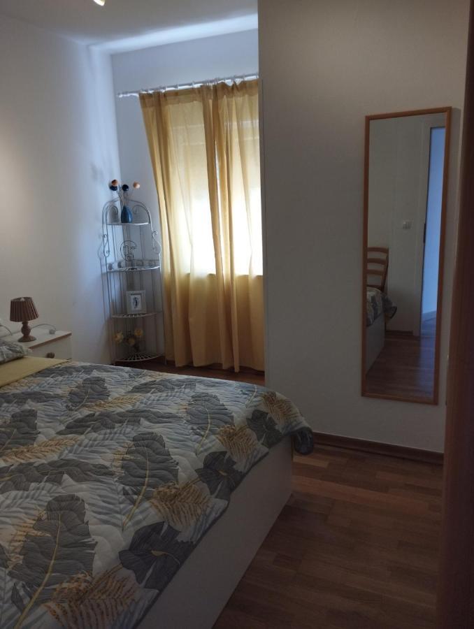 Apartmani Lucica يزيرا المظهر الخارجي الصورة
