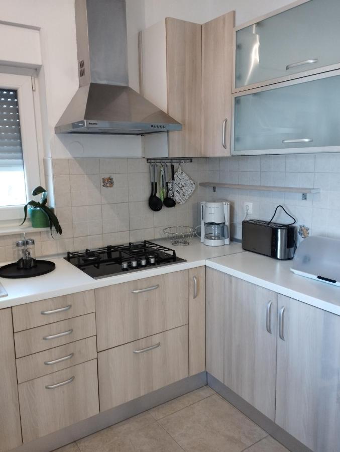 Apartmani Lucica يزيرا المظهر الخارجي الصورة