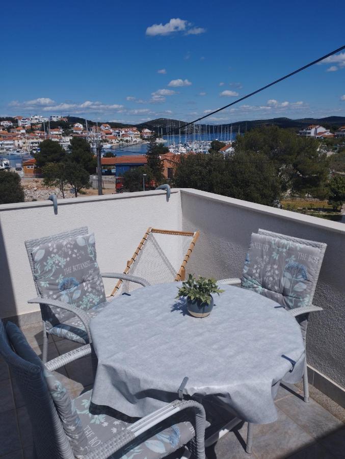 Apartmani Lucica يزيرا المظهر الخارجي الصورة